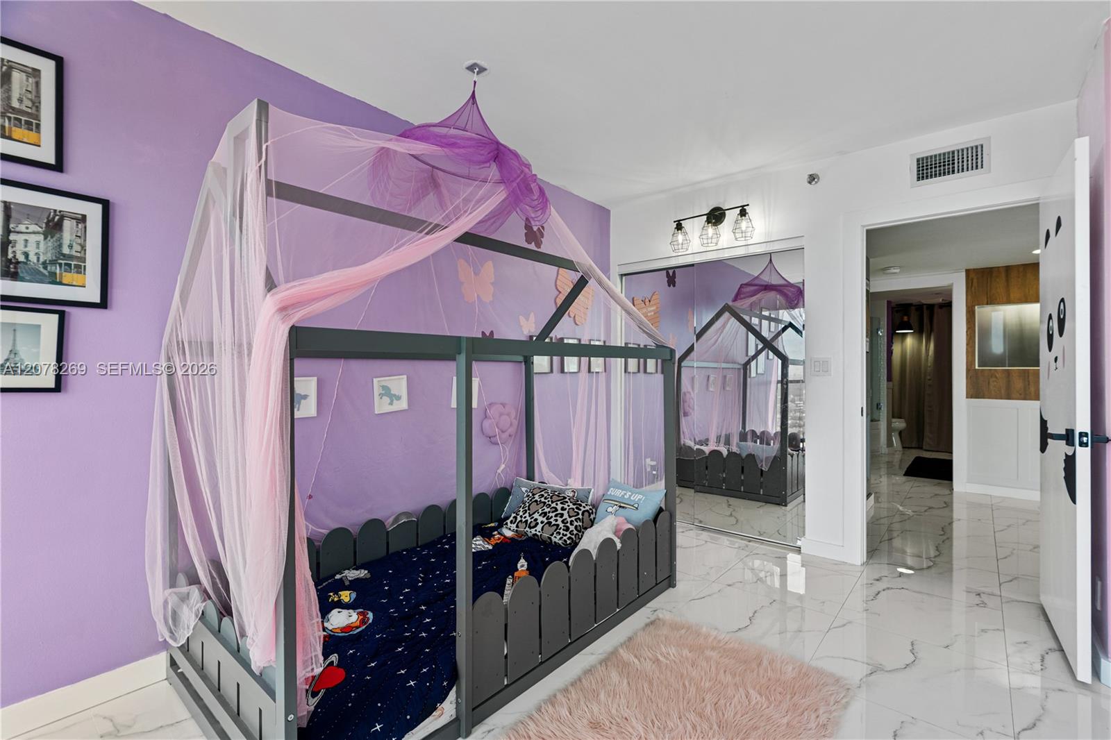 1000 W Island Boulevard 2803 Property Photo 18