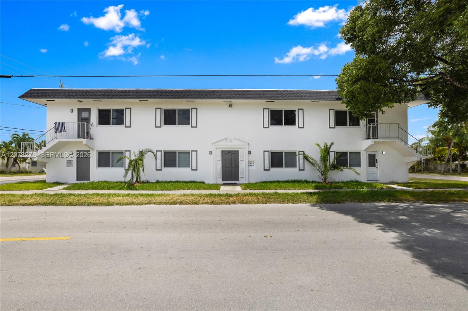 1859 Lincoln Street Property Photo 1