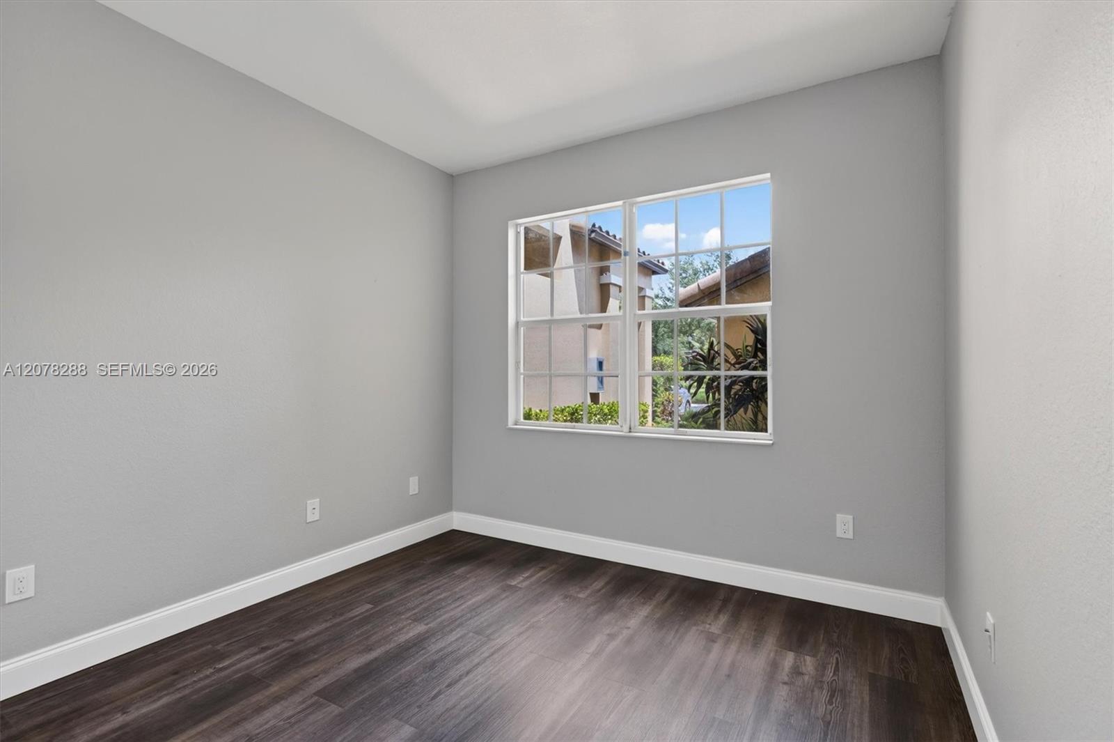 8351 Nw 128th Lane 22-b Property Photo 13