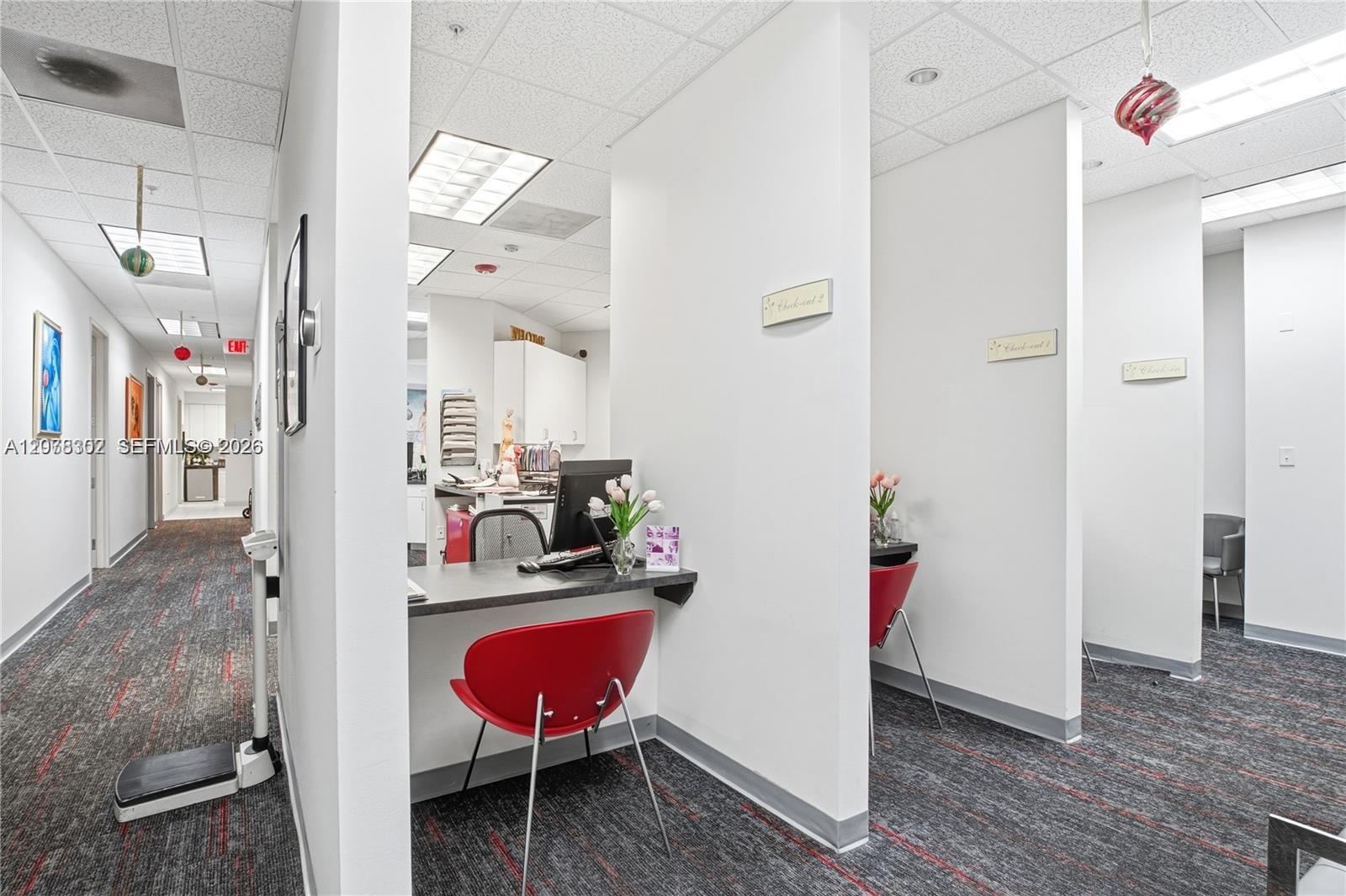3650 Nw 82nd Avenue Ph506 Property Photo 15