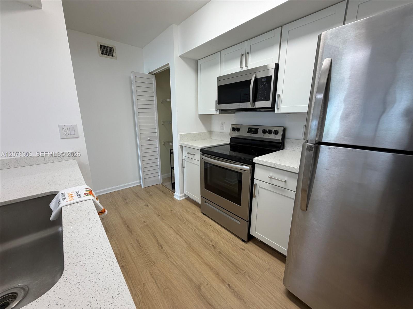18226 S Mediterranean Boulevard 1603 Property Photo 5