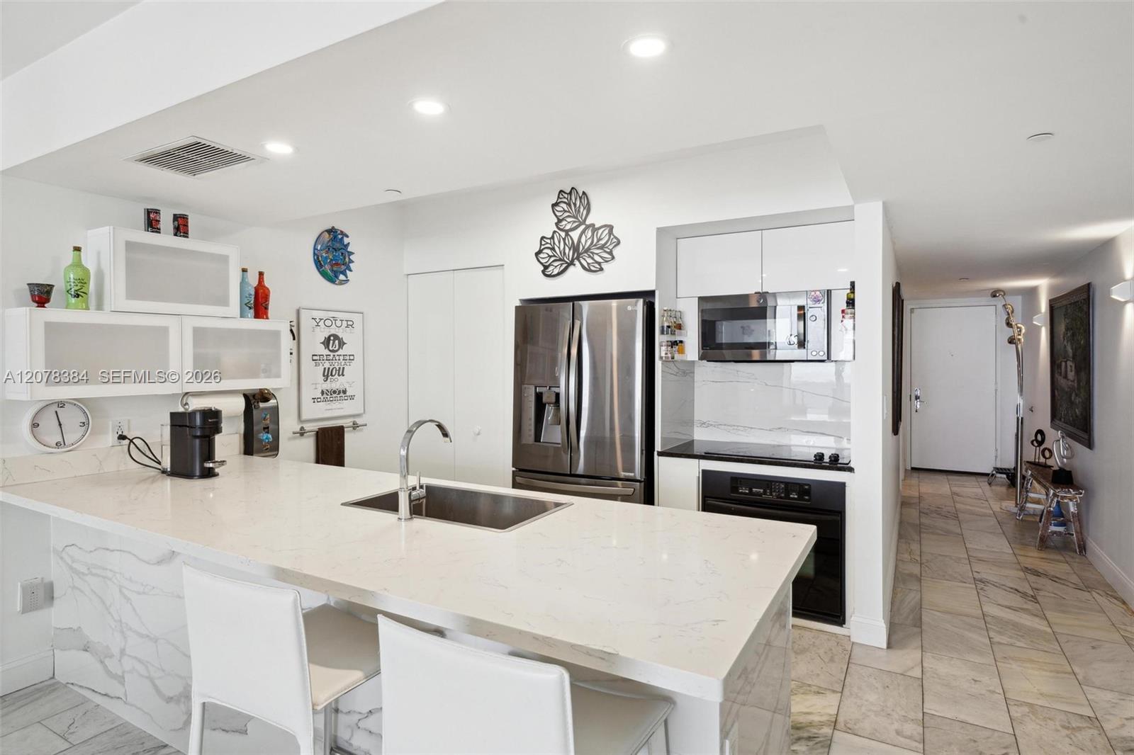 1830 S Ocean Drive 4210 Property Photo 8
