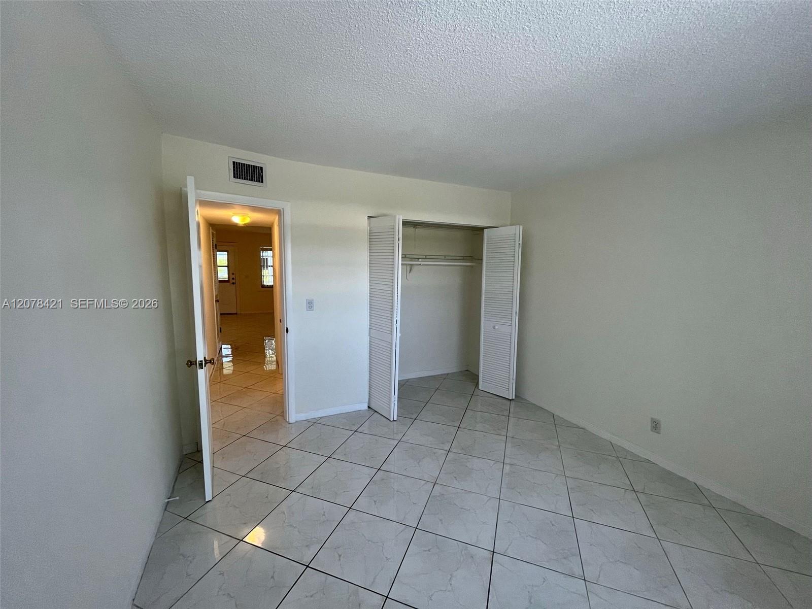 581 Blue Heron Drive 212-b Property Photo 22