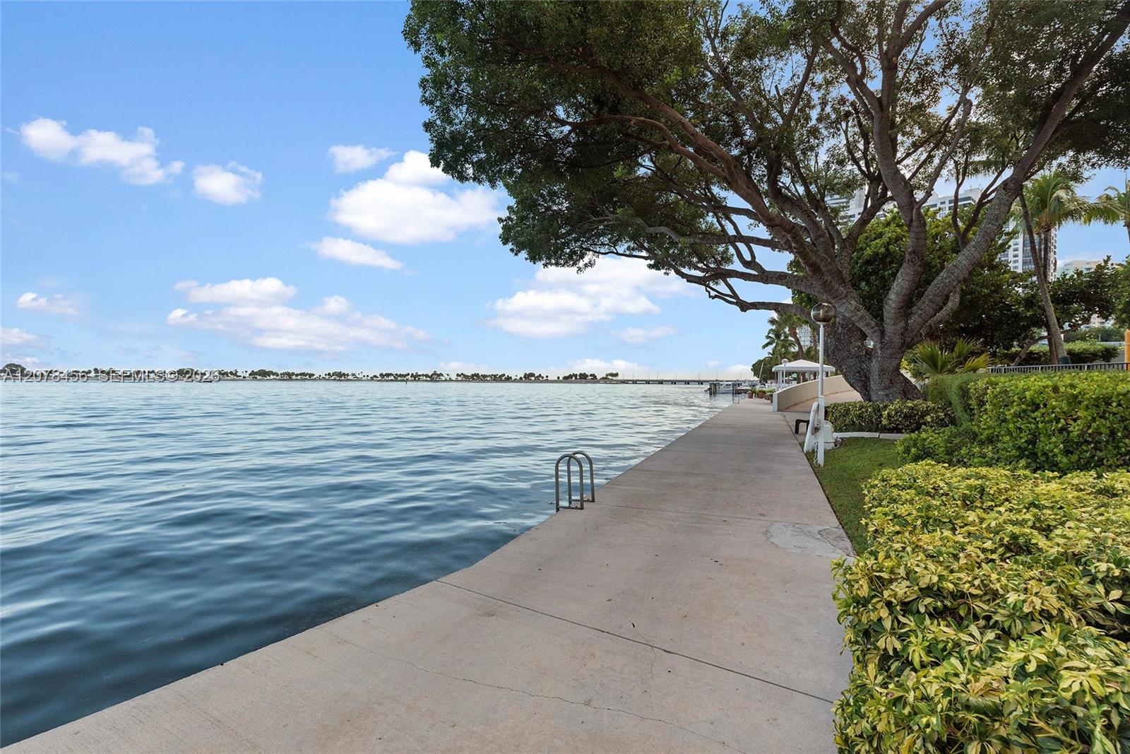 1925 Brickell Avenue 1501d Property Photo 23