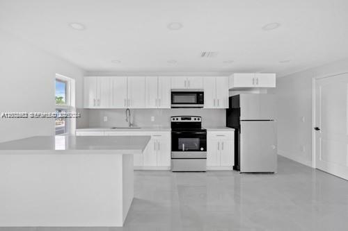 655 Sw 5th Street Property Photo 1