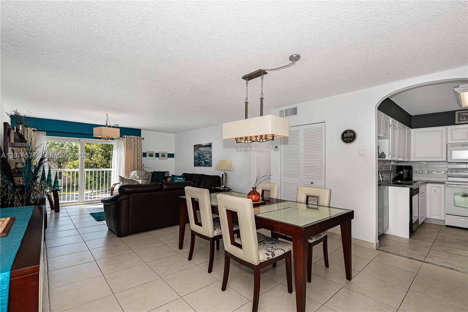 17800 Atlantic Boulevard 203 Property Photo 12