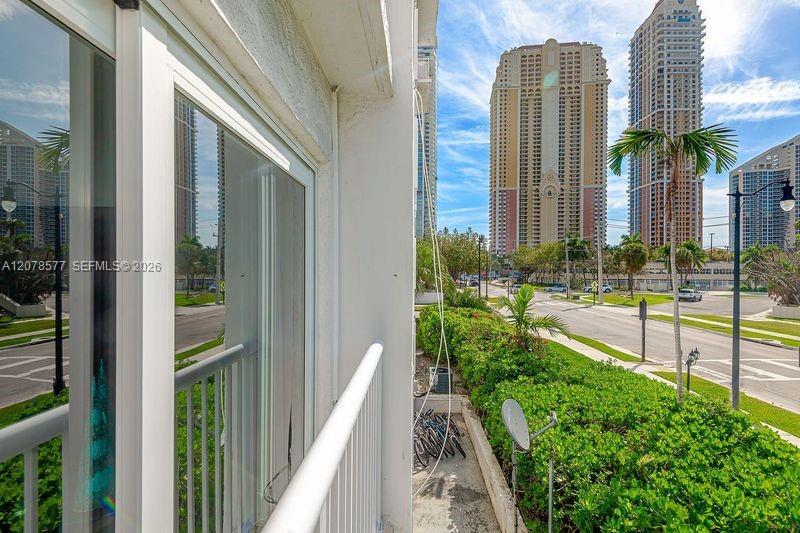 17800 Atlantic Boulevard 203 Property Photo 20