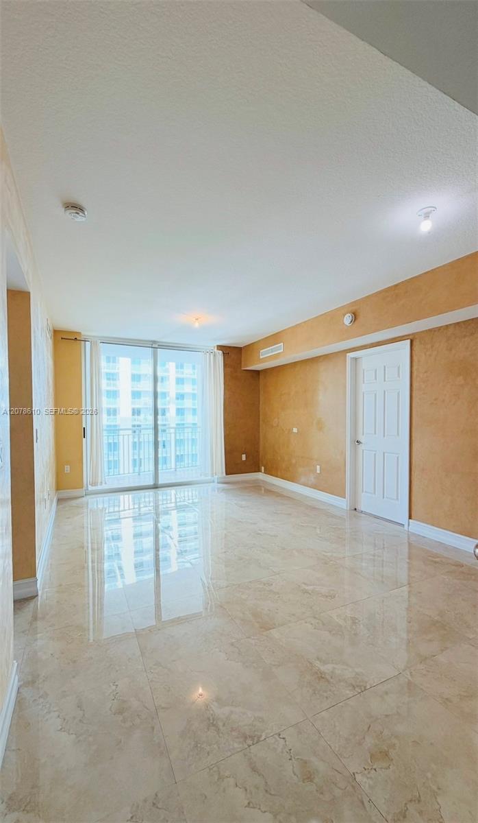 1755 E Hallandale Beach Boulevard 1408e Property Photo 6