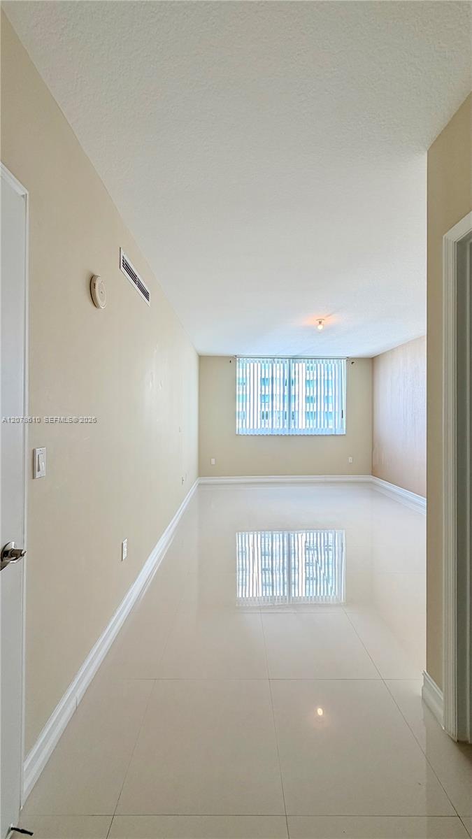 1755 E Hallandale Beach Boulevard 1408e Property Photo 13