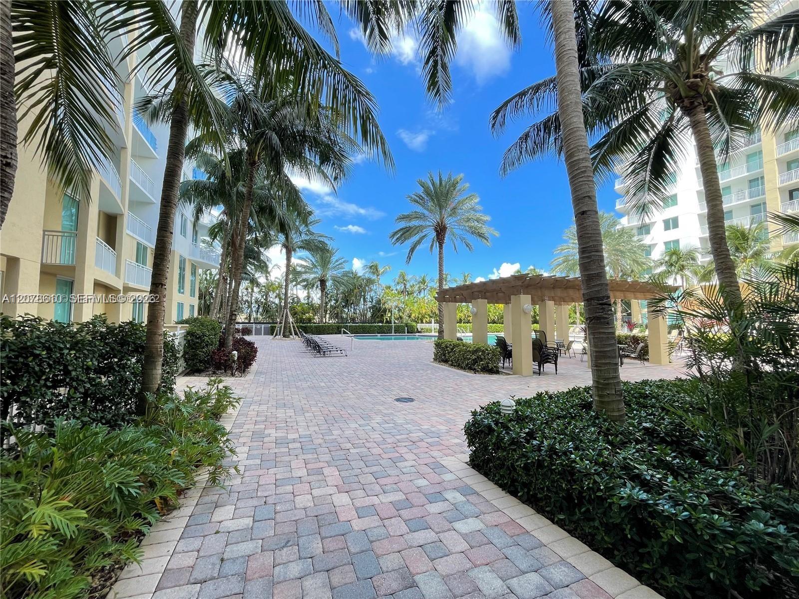1755 E Hallandale Beach Boulevard 1408e Property Photo 29