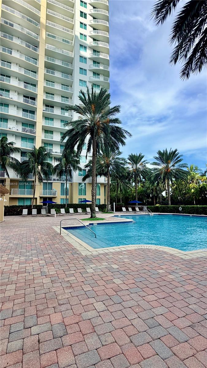 1755 E Hallandale Beach Boulevard 1408e Property Photo 36