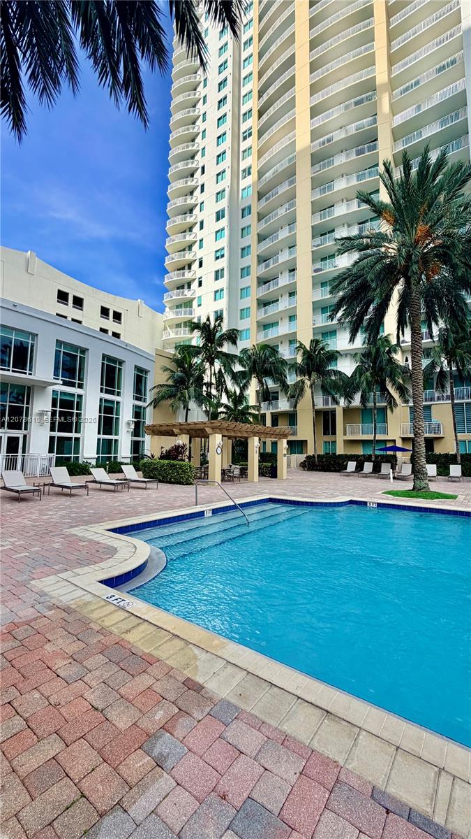1755 E Hallandale Beach Boulevard 1408e Property Photo 38
