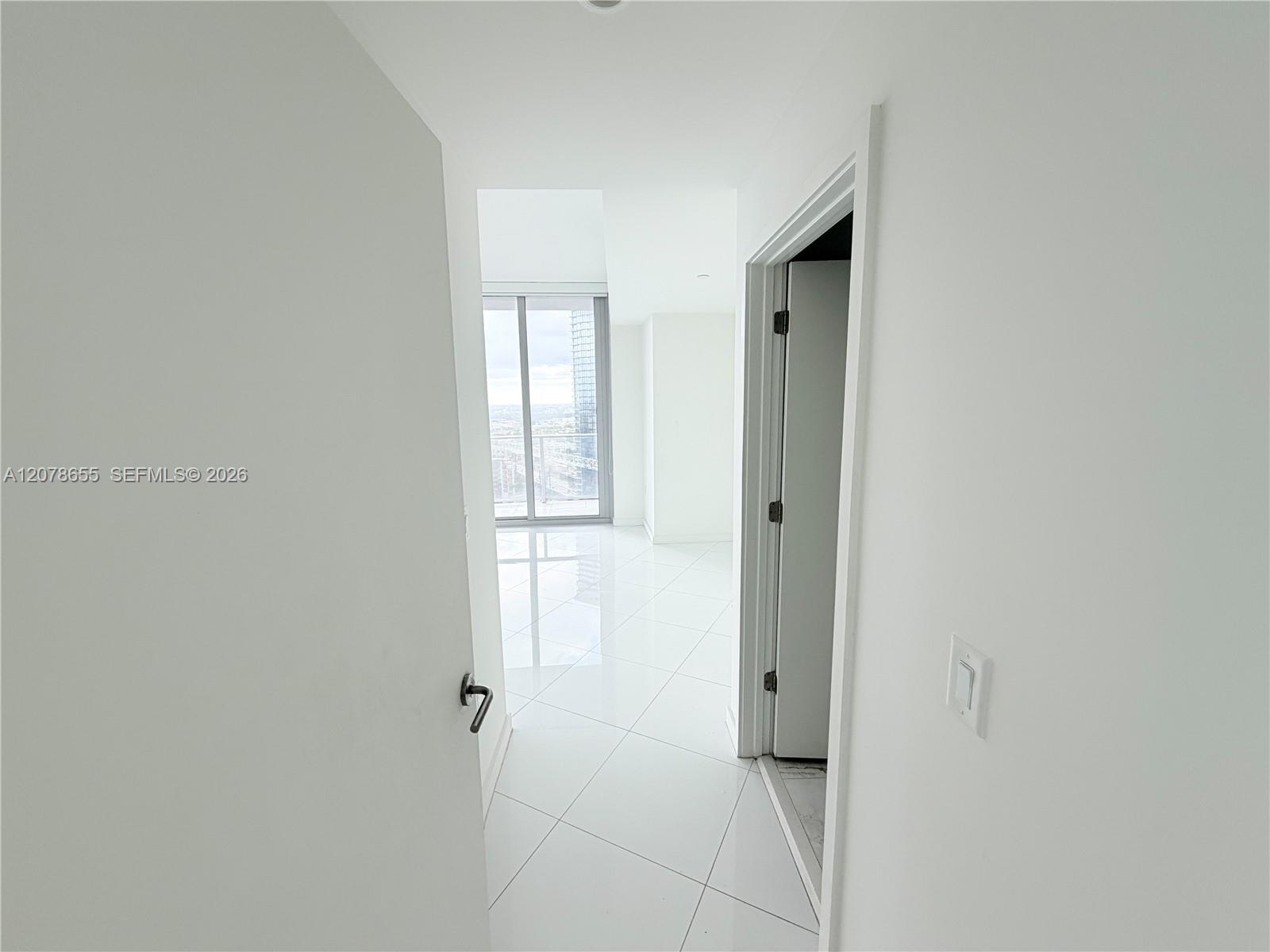 851 Ne 1st Avenue 3202 Property Photo 10