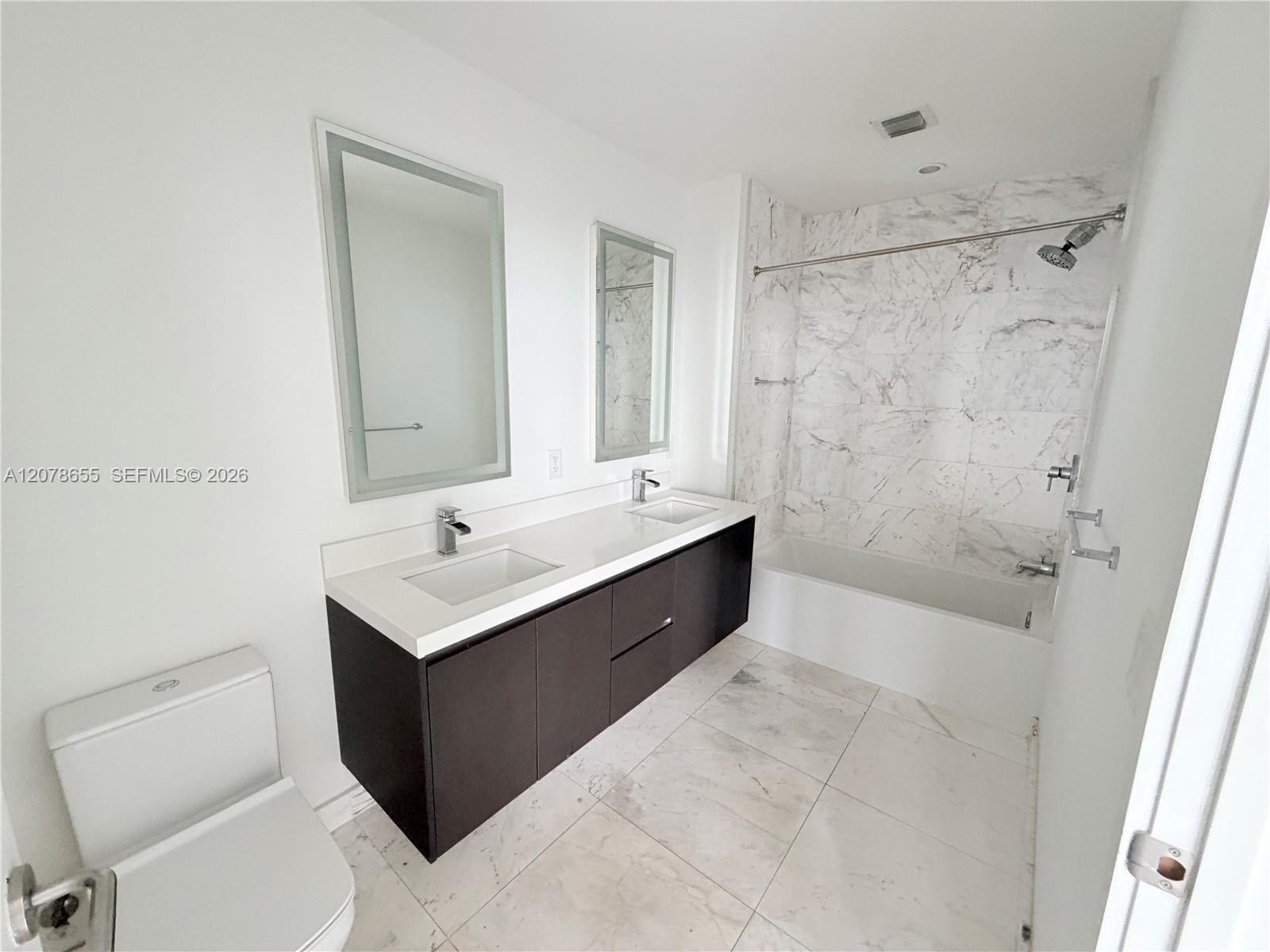 851 Ne 1st Avenue 3202 Property Photo 13
