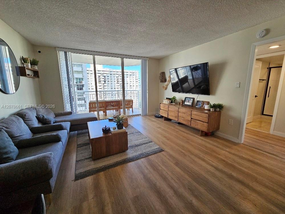 18061 Biscayne Boulevard 1602 Property Photo 7