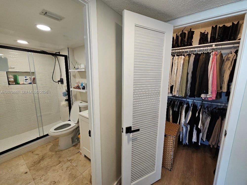 18061 Biscayne Boulevard 1602 Property Photo 9