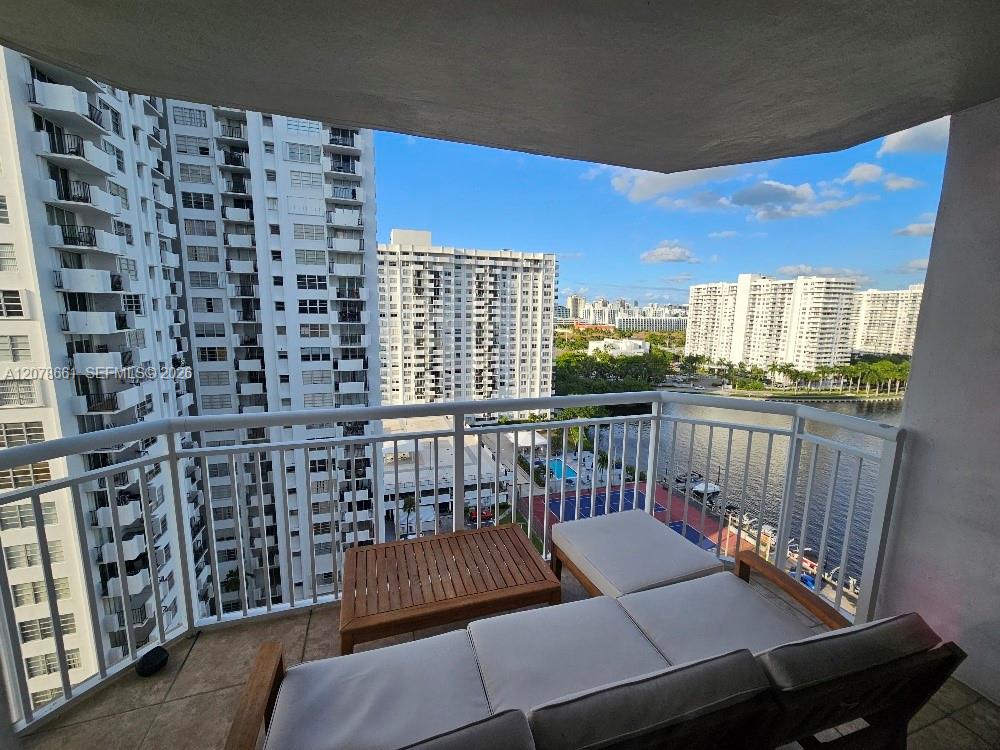 18061 Biscayne Boulevard 1602 Property Photo 15