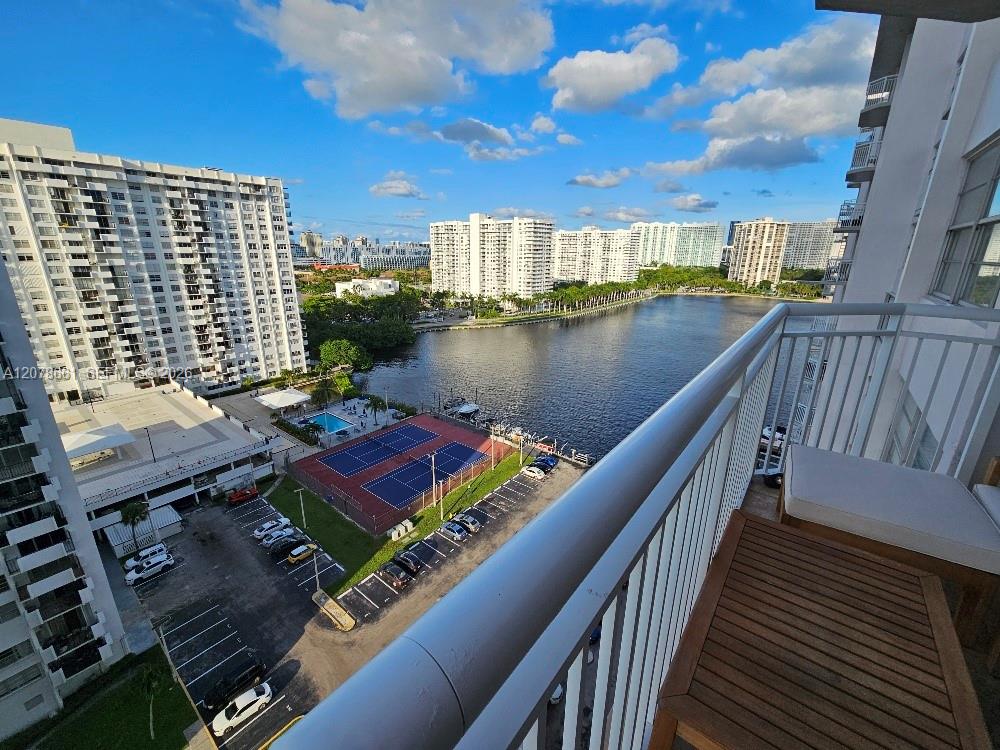 18061 Biscayne Boulevard 1602 Property Photo 16