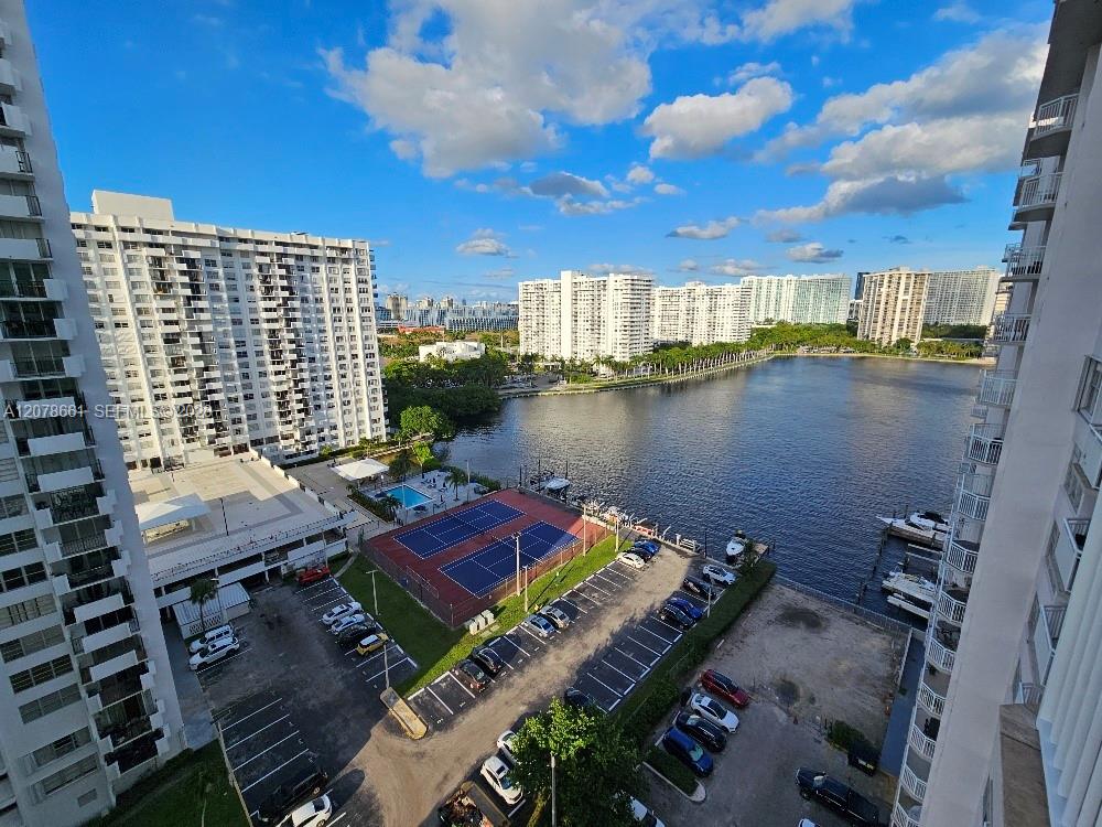 18061 Biscayne Boulevard 1602 Property Photo 17