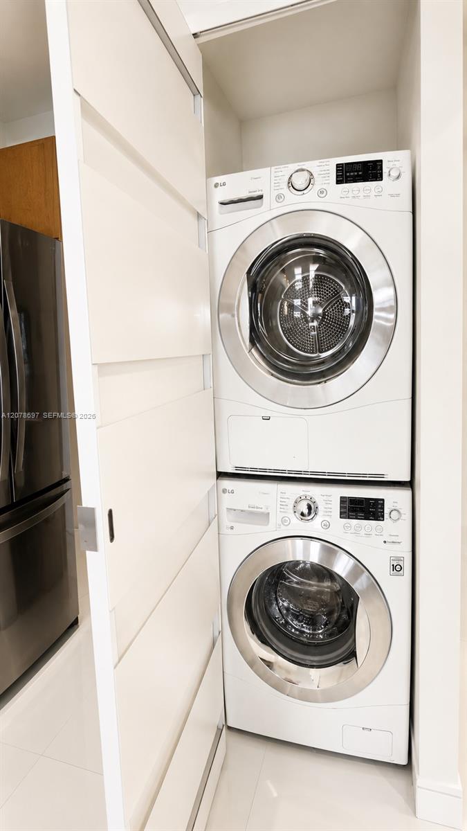 100 Lincoln Road 1223 Property Photo 17