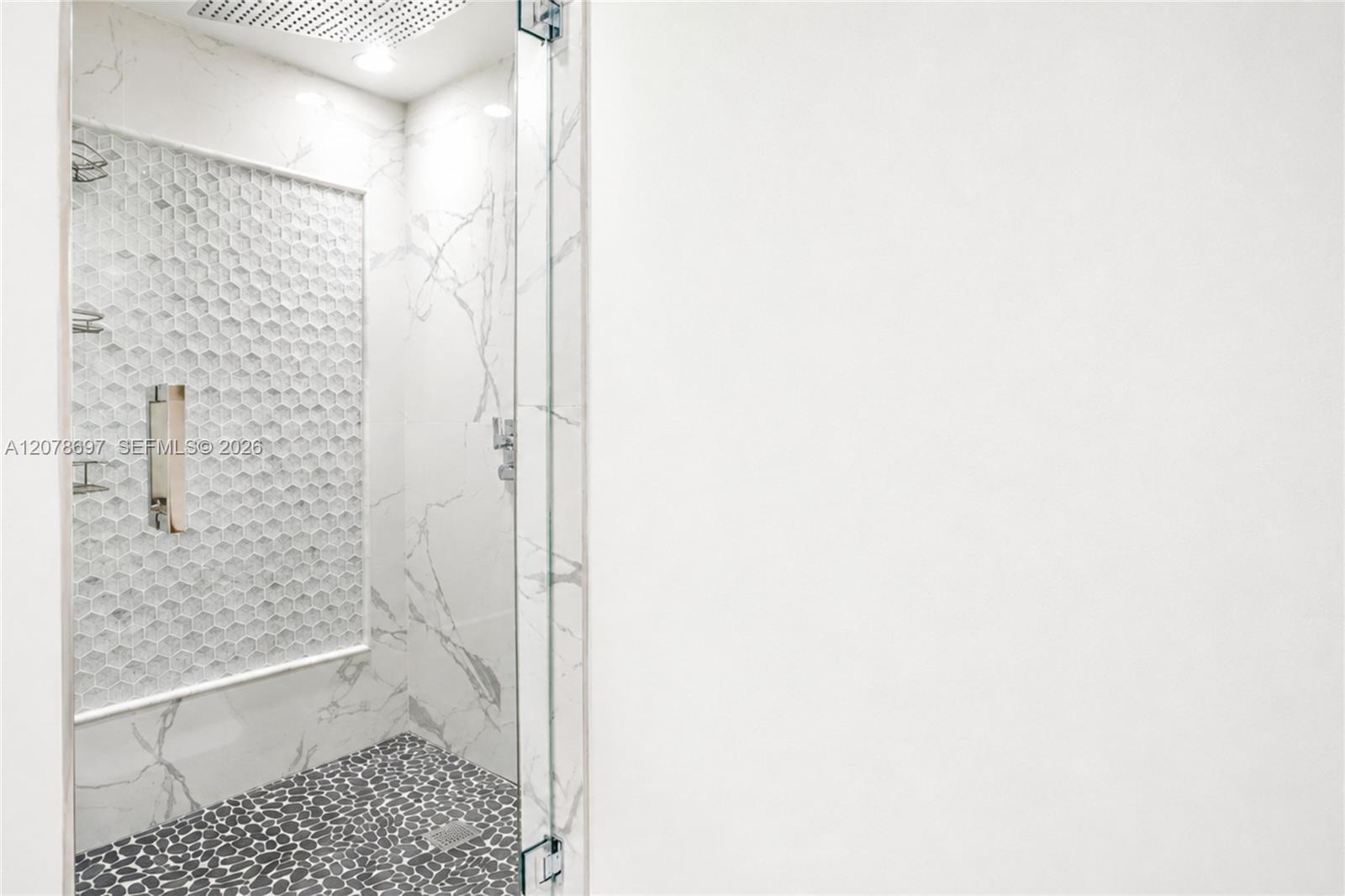 100 Lincoln Road 1223 Property Photo 25