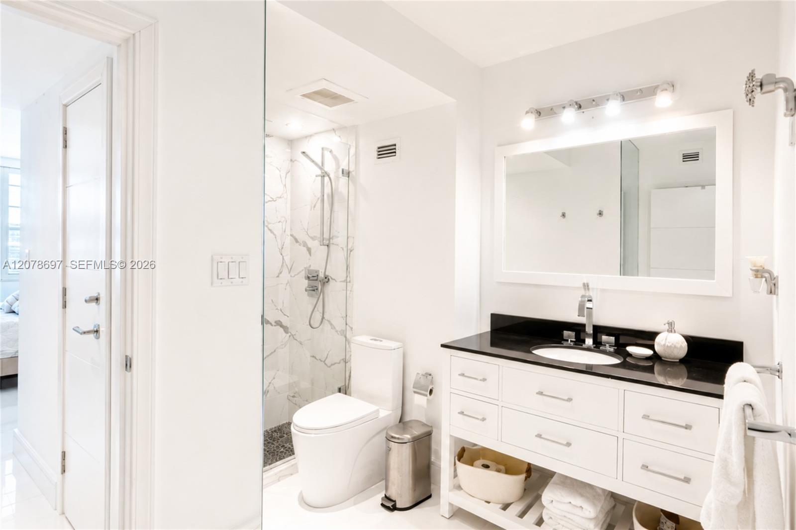 100 Lincoln Road 1223 Property Photo 31