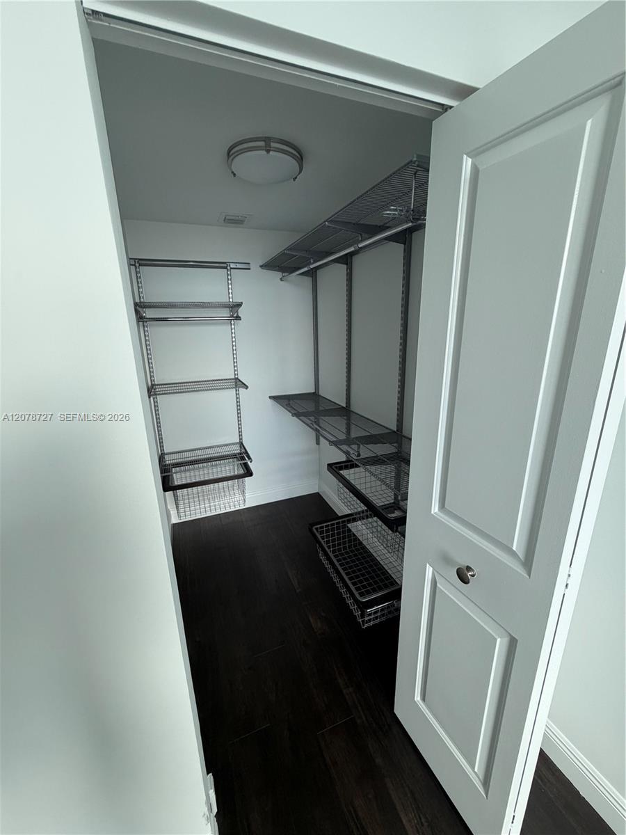 951 Brickell Avenue 3804 Property Photo 9
