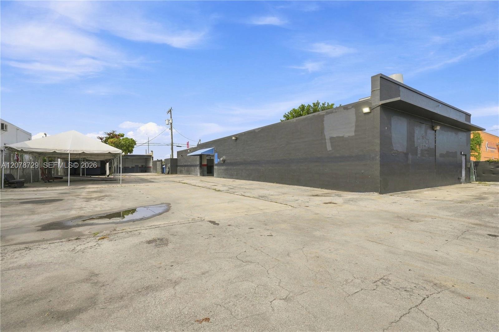 2760 Nw 36th Street Property Photo 36