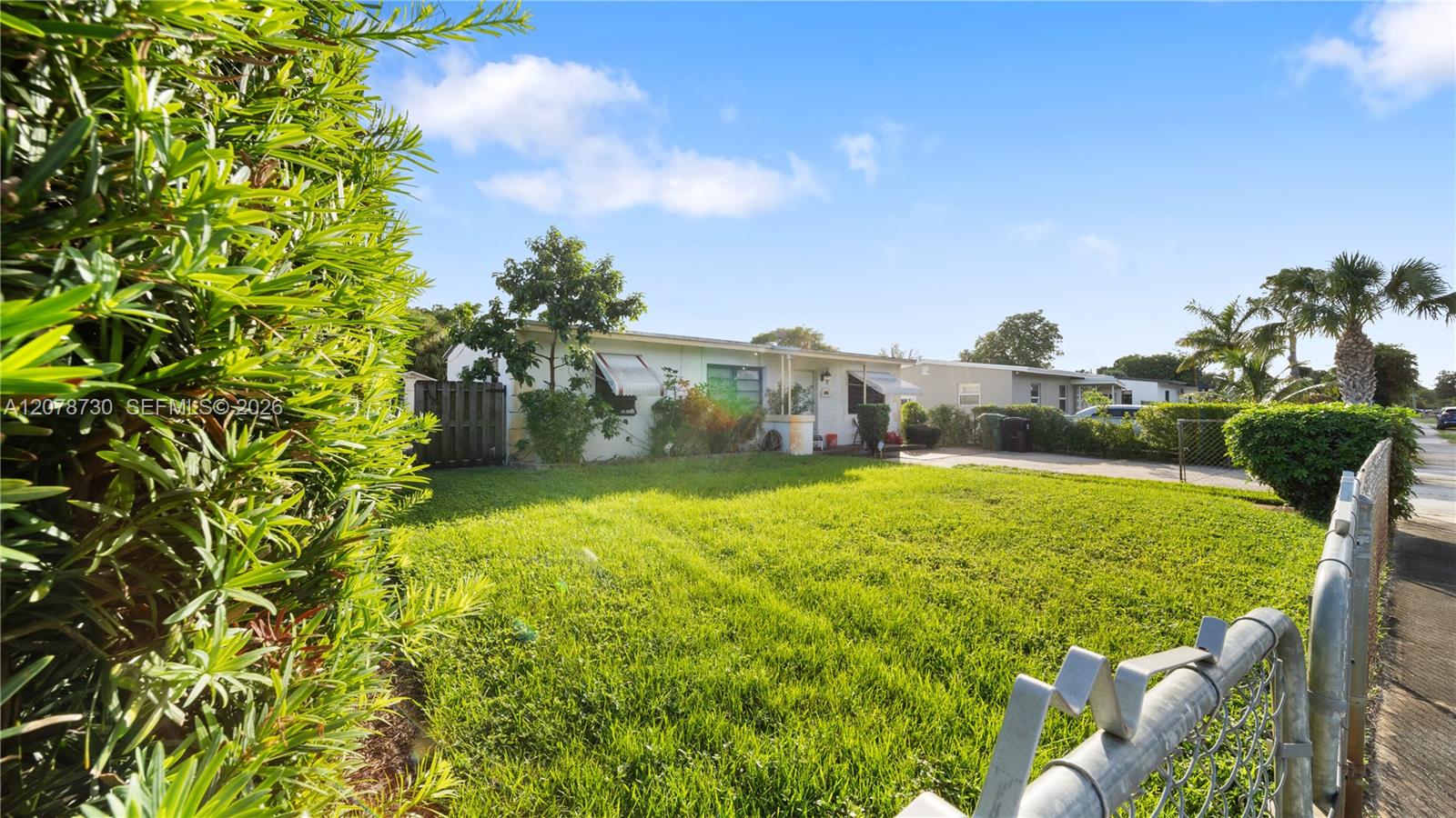 1038 Nw 11th Court Property Photo 2