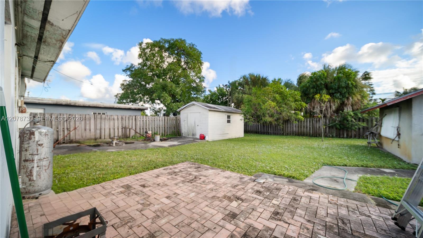 1038 Nw 11th Court Property Photo 15