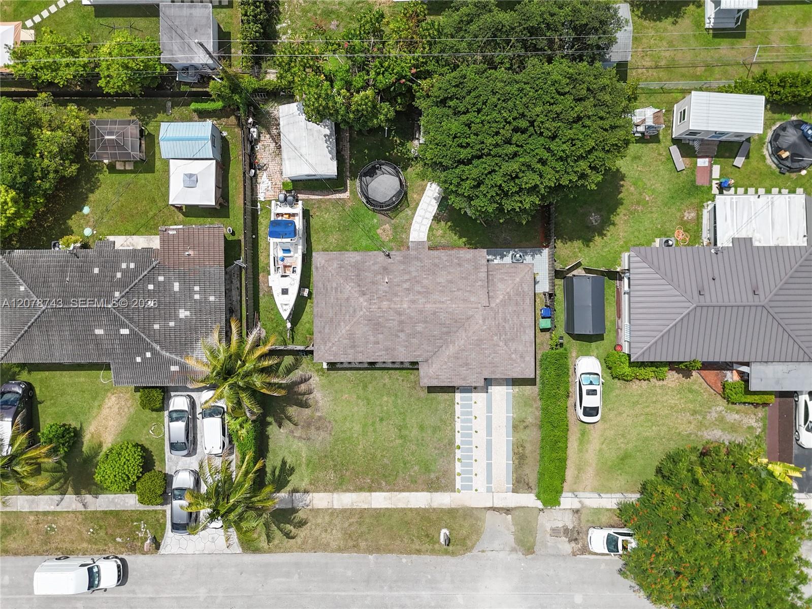 14940 Pierce Street Property Photo 25