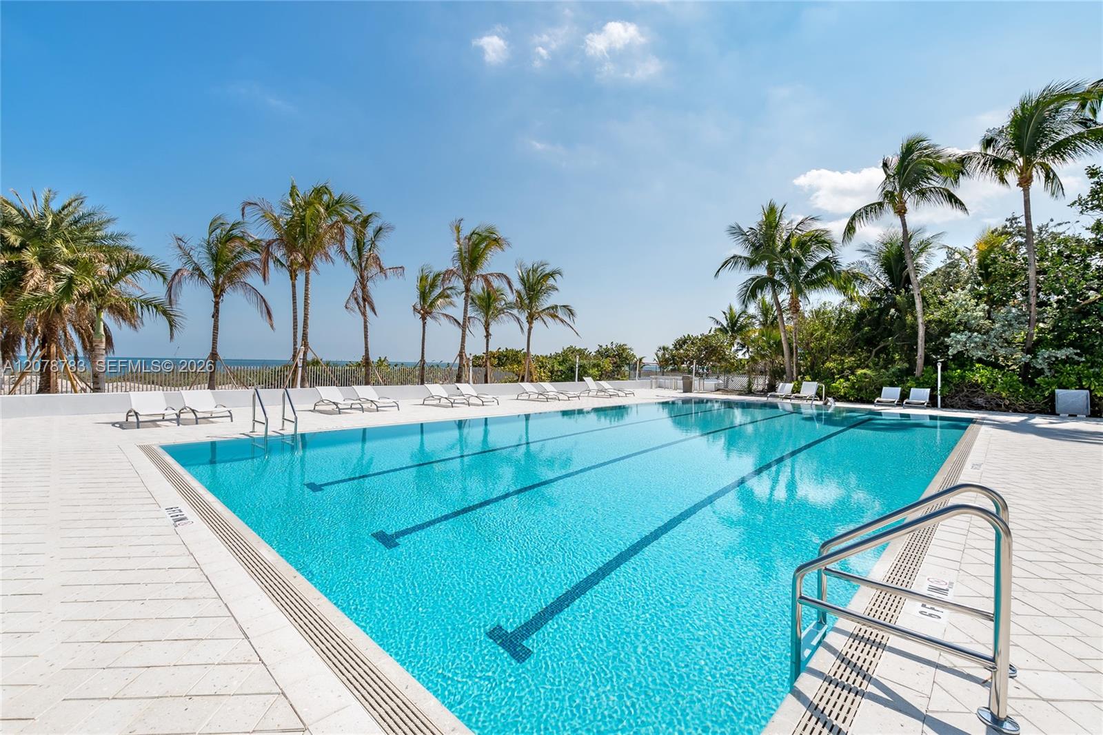 613 Ocean Drive 7c Property Photo 2