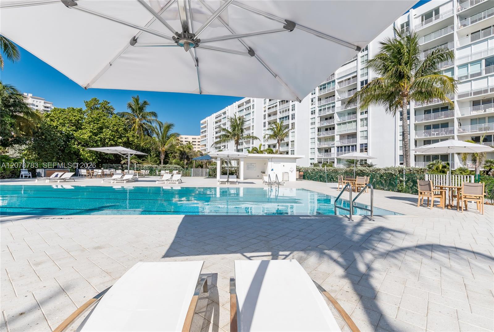 613 Ocean Drive 7c Property Photo 10