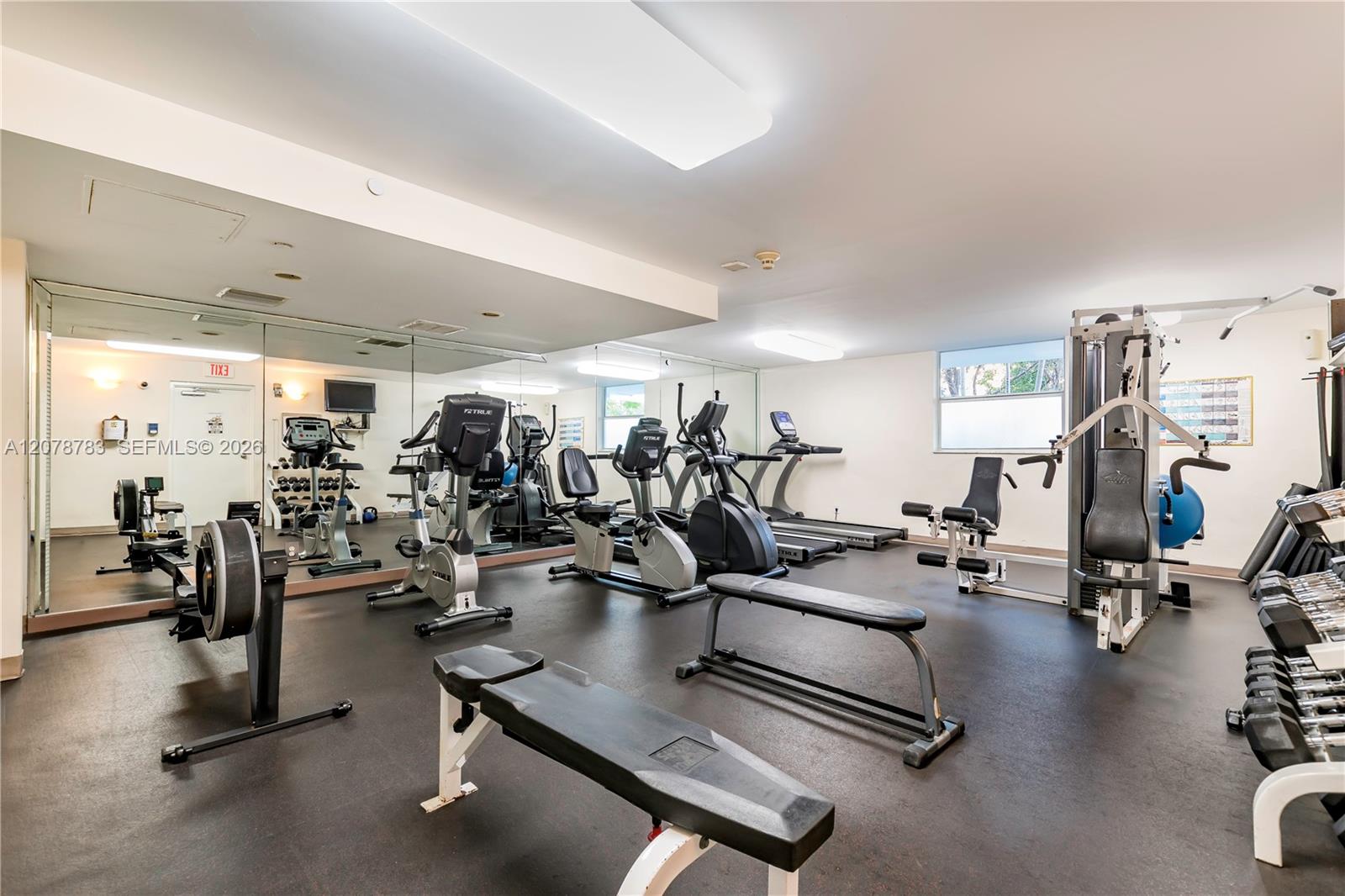 613 Ocean Drive 7c Property Photo 18