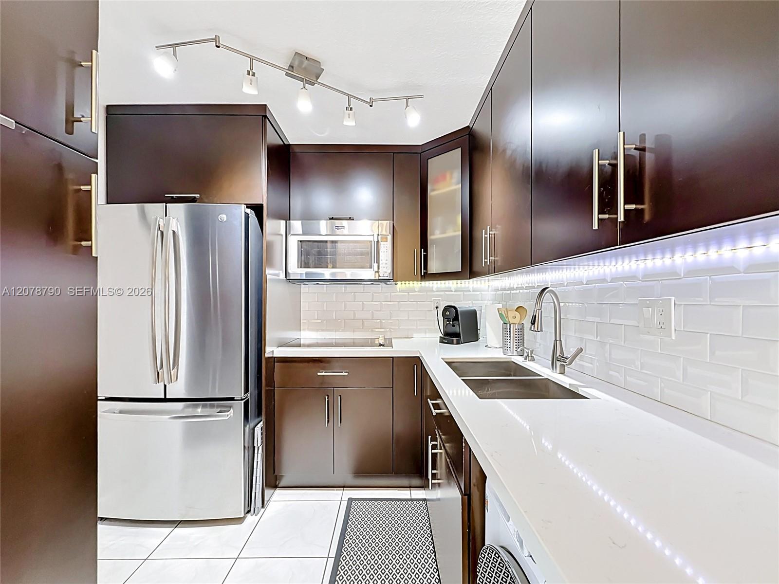 9350 Fontainebleau Boulevard 101 Property Photo 6