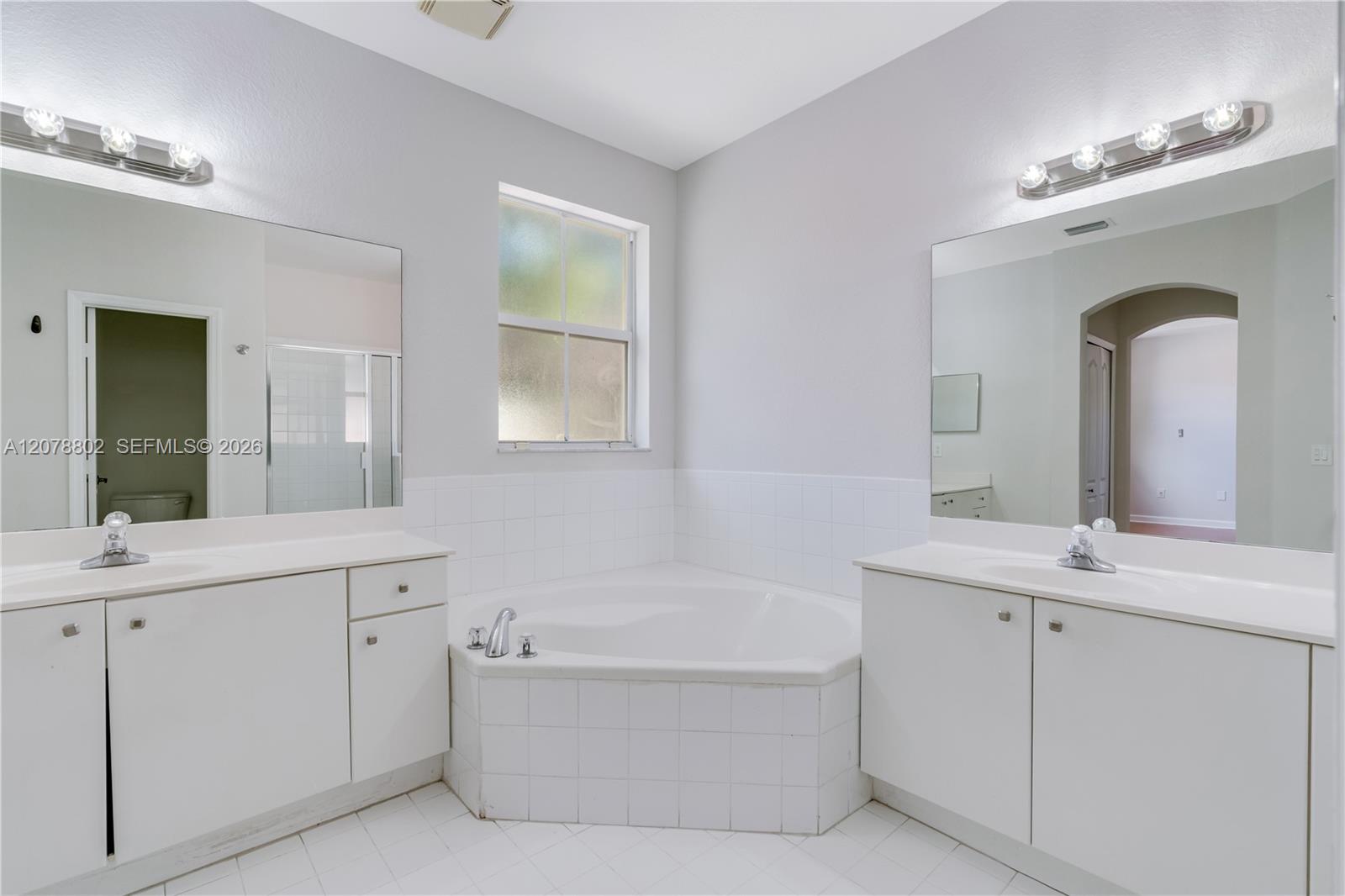 8450 Nw 113th Passage Property Photo 19