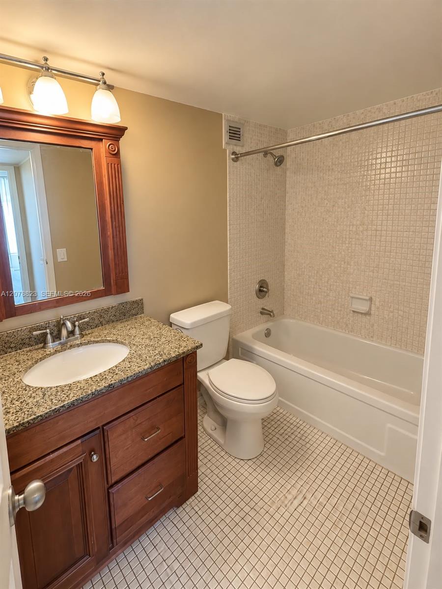 501 Three Islands Boulevard 214 Property Photo 4