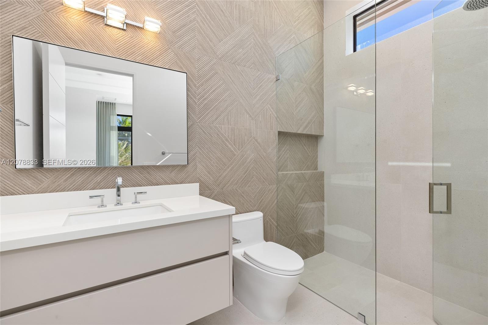 51 Isla Bahia Drive Property Photo 45