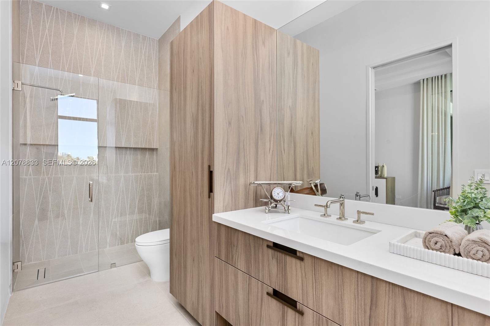 51 Isla Bahia Drive Property Photo 46