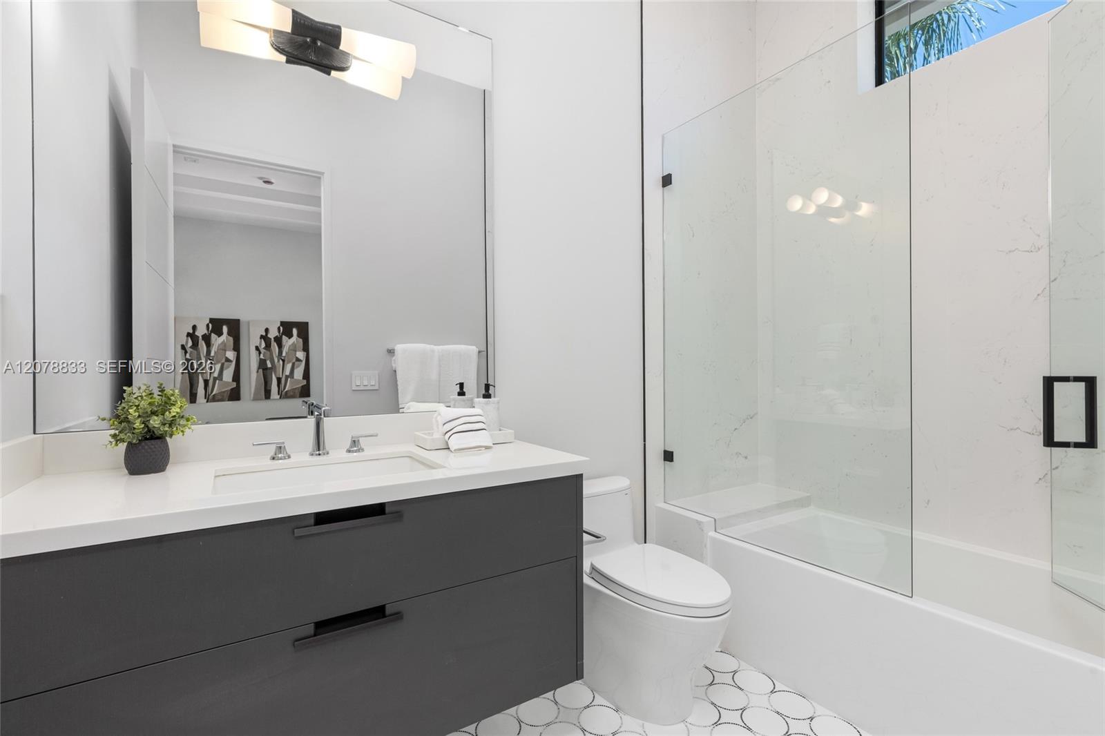 51 Isla Bahia Drive Property Photo 48