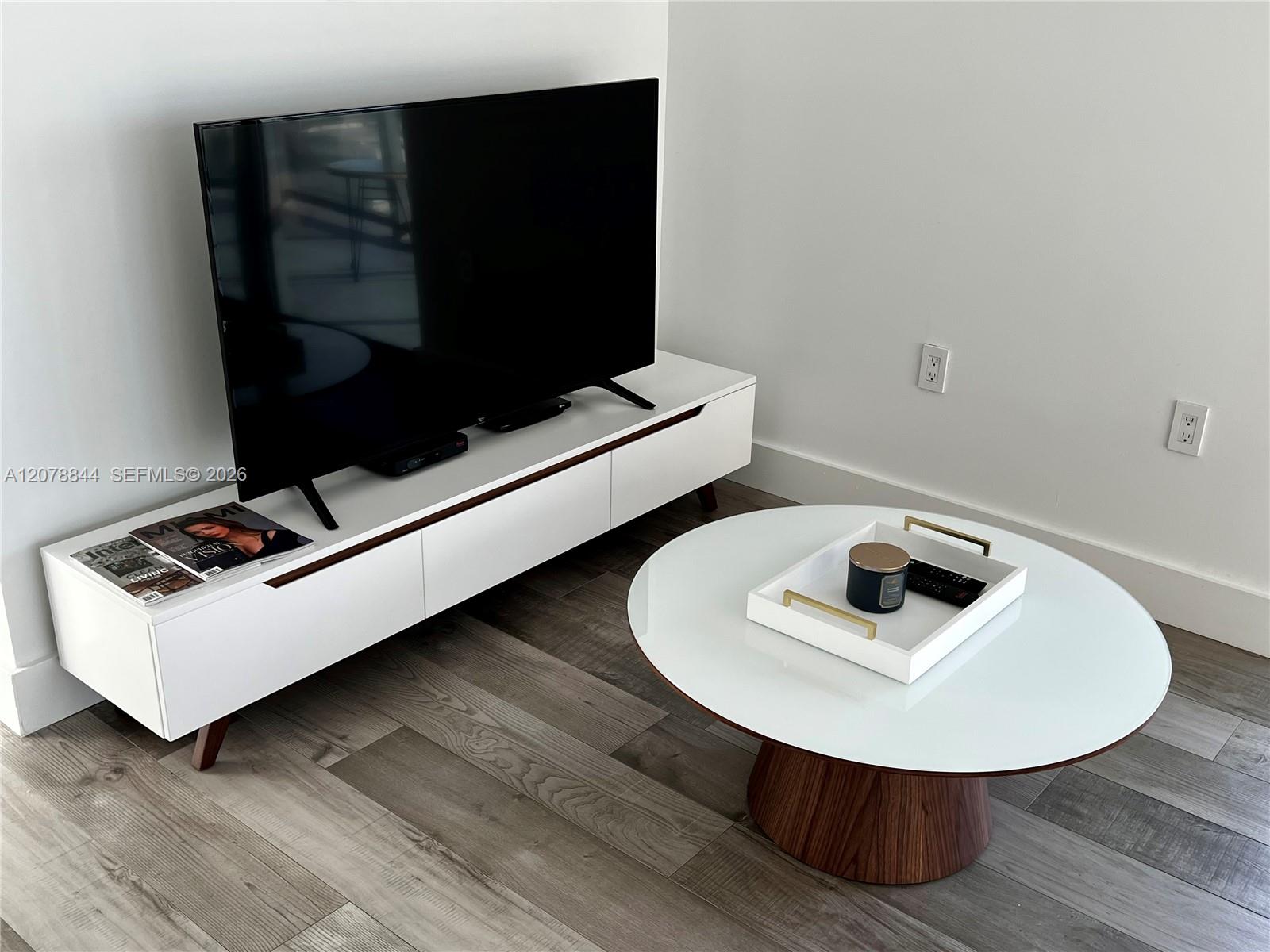 A12078844 Property Photo 11