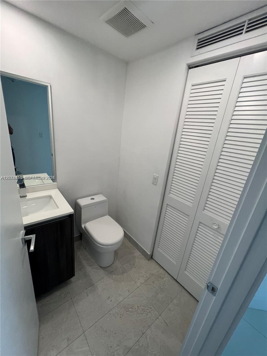 488 Ne 18th Street 3100 Property Photo 19