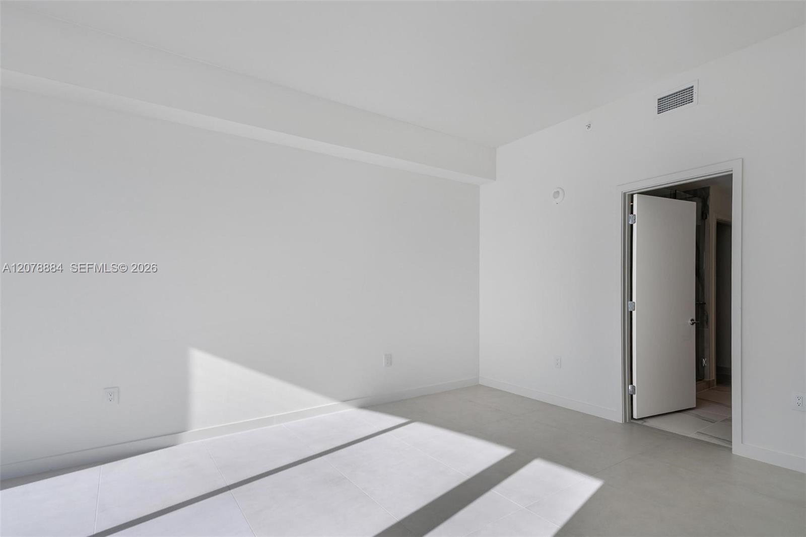 1400 Biscayne Boulevard 4504 Property Photo 14