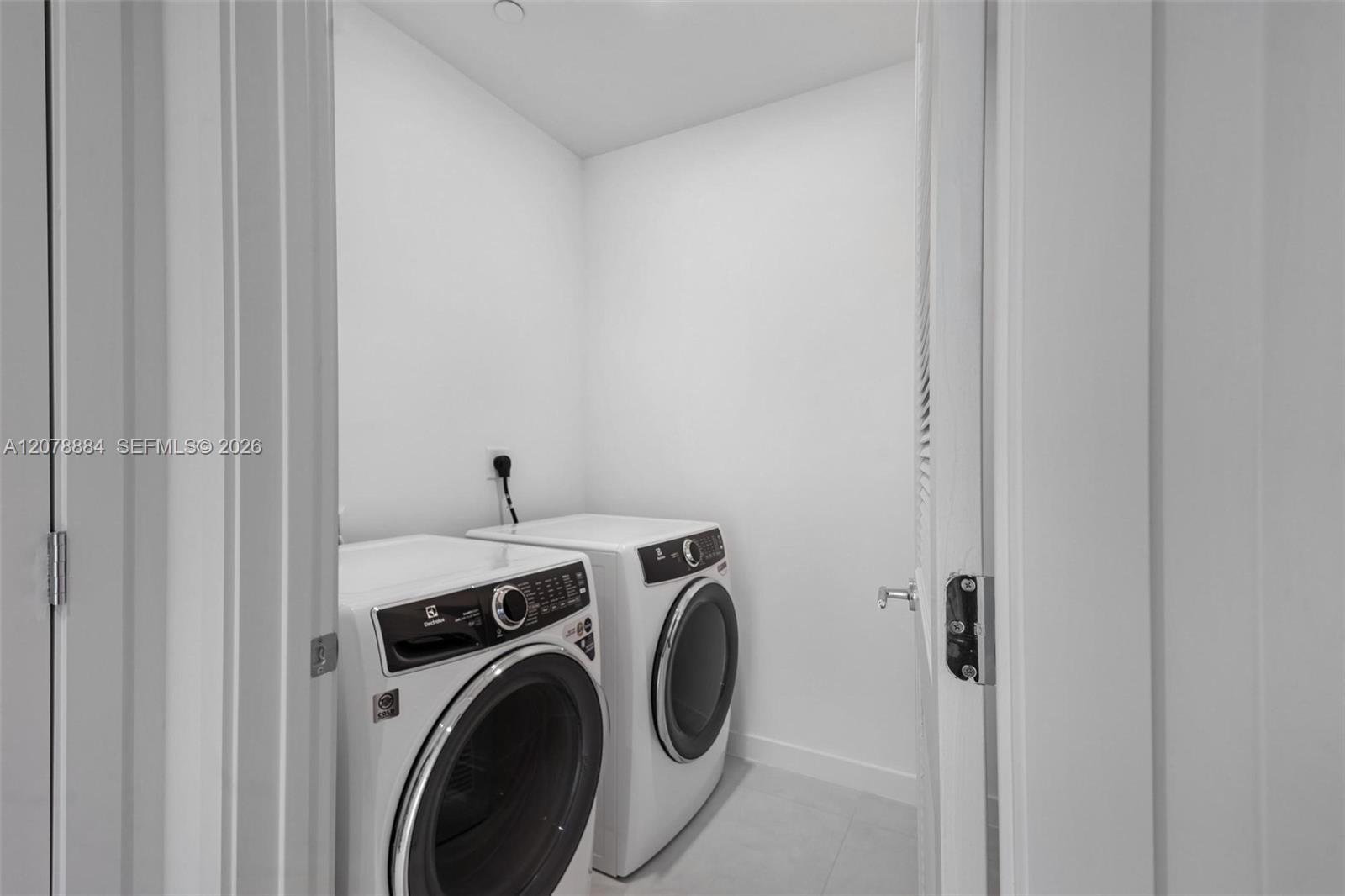 1400 Biscayne Boulevard 4504 Property Photo 33