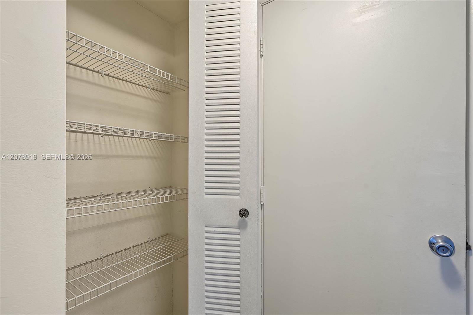 915 8th Street 102 Property Photo 19