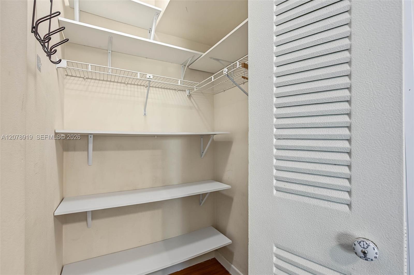 915 8th Street 102 Property Photo 20