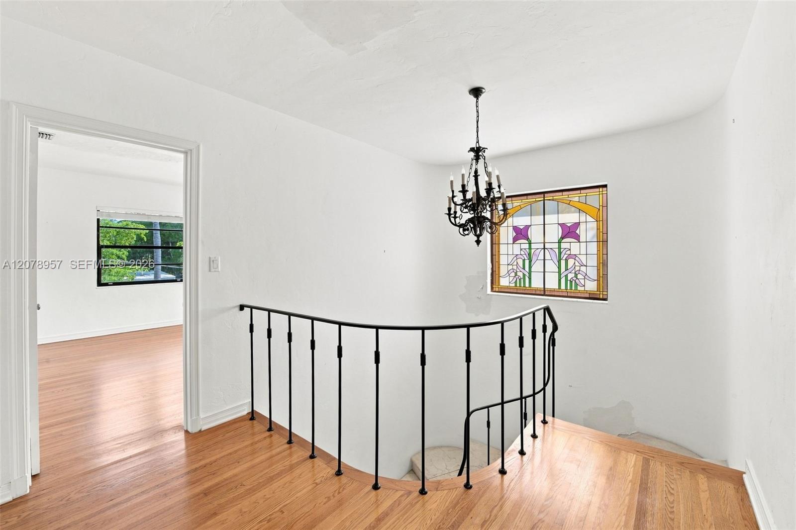 5680 Pine Tree Drive Property Photo 10