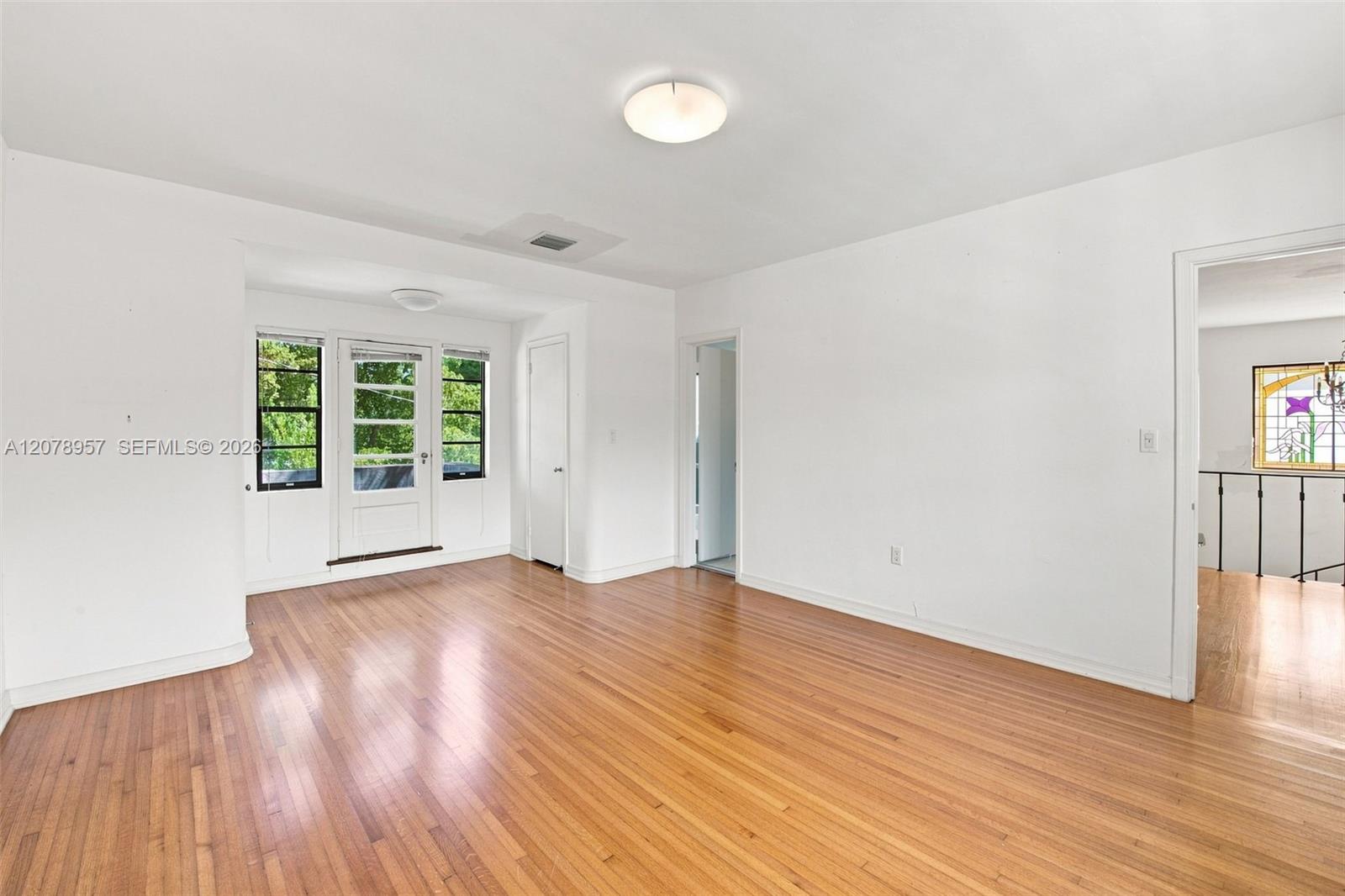5680 Pine Tree Drive Property Photo 13