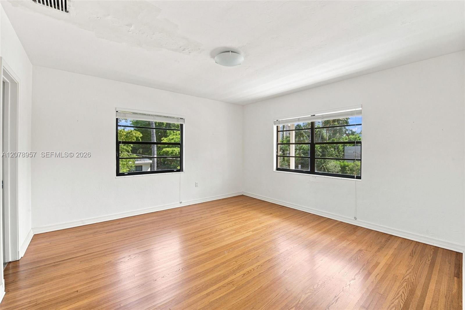 5680 Pine Tree Drive Property Photo 16