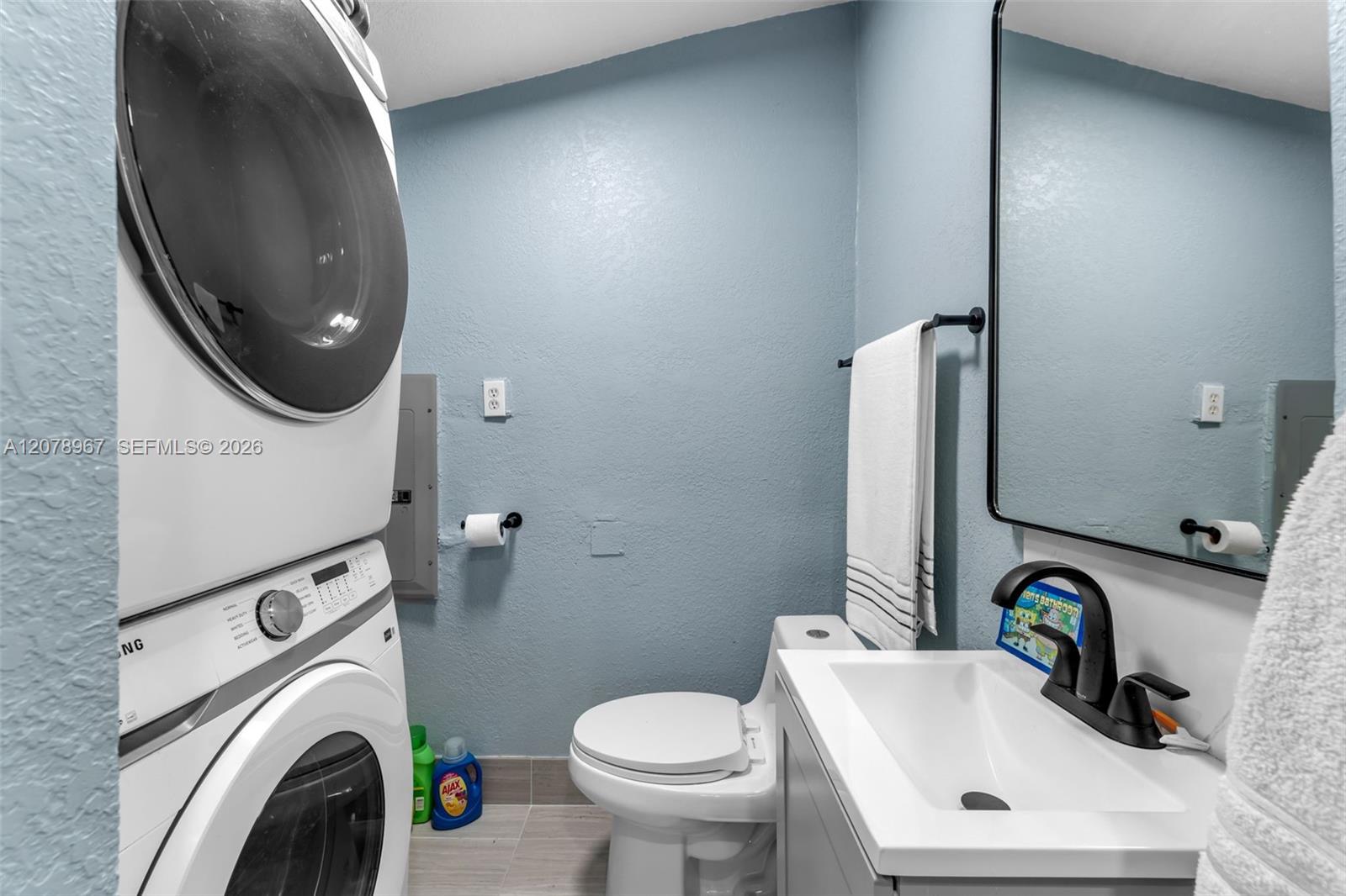 A12078967 Property Photo 15